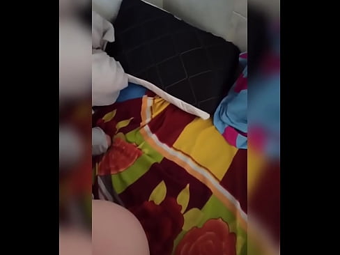 ❤️ Ҳамҳуҷраи ман дар хона танҳо мемонад, зеро шавҳараш ба рухсатӣ меравад ва ман аз фурсат истифода бурда, ӯро сиҳат мекунам ва харашро аз шир пур мекунам ❤❌ Порно босифат дар порно tg.trysex.ru ❤