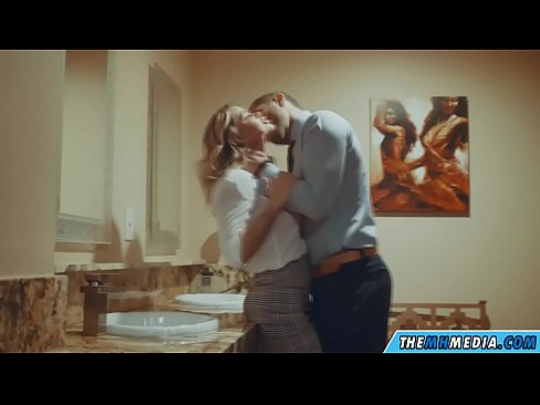 ❤️ Вақте ки як малламуй busty шумо дар як ҳоҷатхона ҷамъиятӣ seduces ❤❌ Порно босифат дар порно tg.trysex.ru ❤
